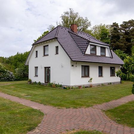 Urlaubs-Appartement Am Dorfrand Wieck Εξωτερικό φωτογραφία